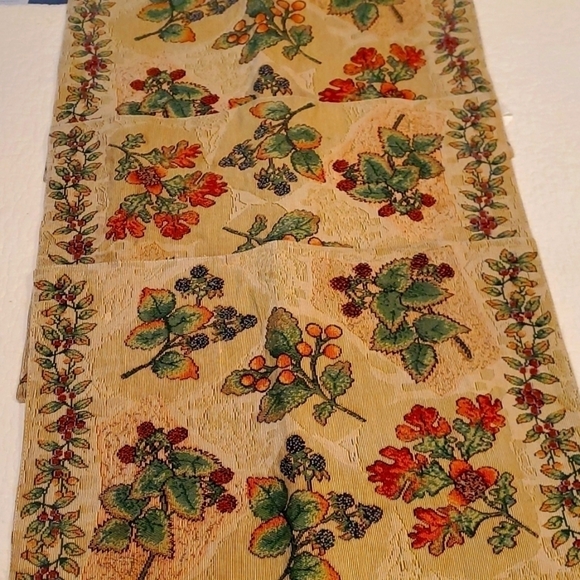 LAST CHANCE. Vintage Tapestry Set of 3 Placemats - Picture 1 of 6